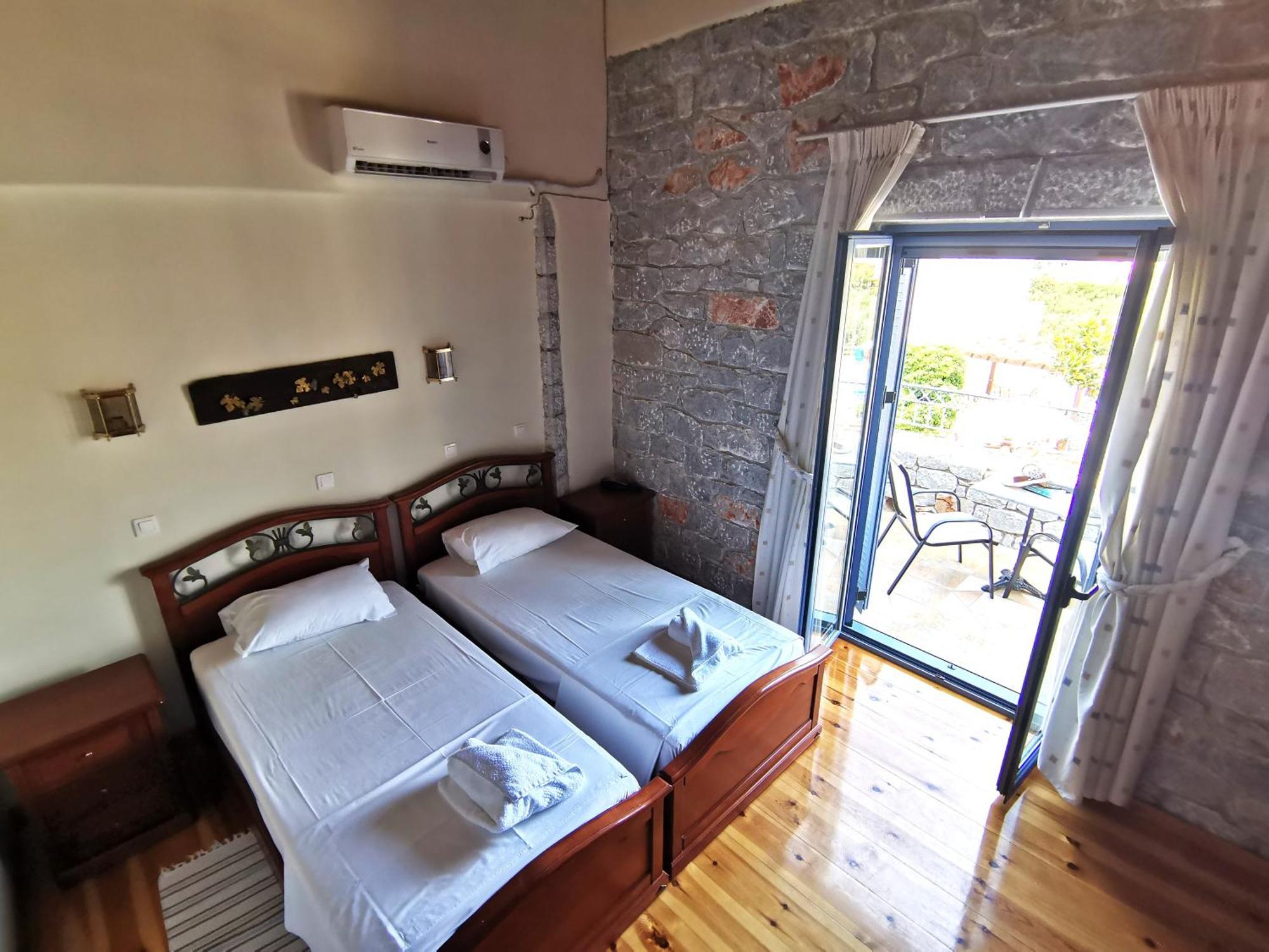 Taletos Apartments Stoupa Luaran gambar